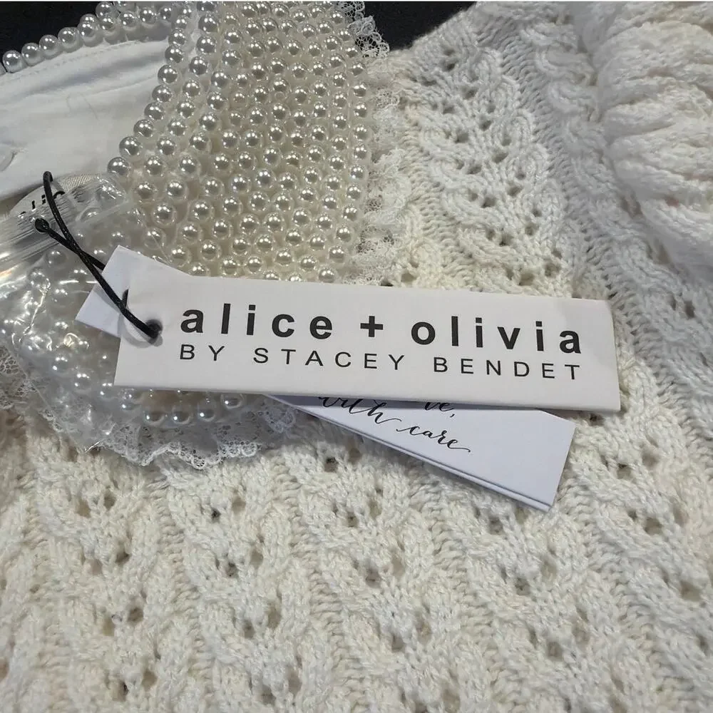 NWT Alice + Olivia Pearl Collar Puff Sleeve Sweater, Small, Cream Cotton Wool - Picture 4 of 9
